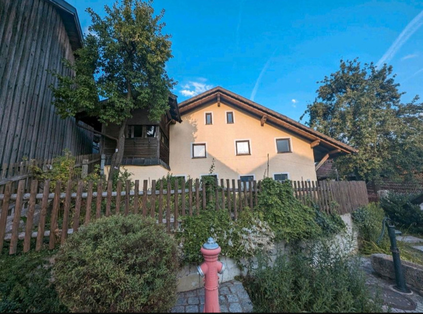 Großes Haus in Brennberg