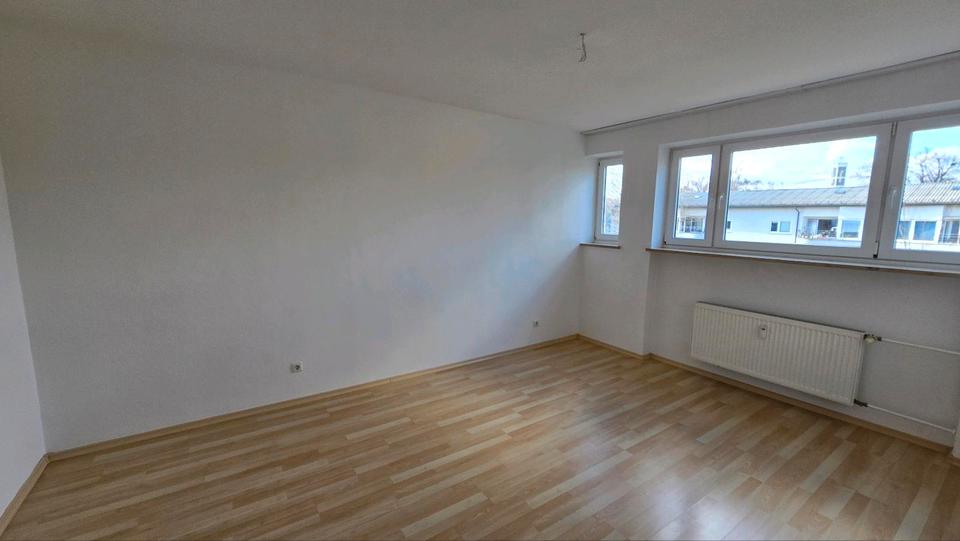 Etagenwohnung Regensburg Das Dörnberg - 3 Zimmer, 77 m&sup2;, 1.210&euro; | Angebot:26631638