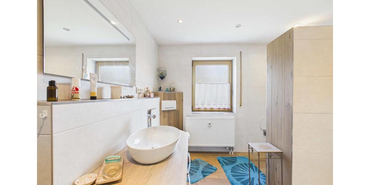 Doppelhaushälfte Kallmünz - 5 Zimmer, 144 m&sup2;, 444.000&euro; | Angebot:25885902