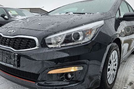 Kia ceed / Ceed 73.600 km 9.400 &euro; Regensburg 93057
