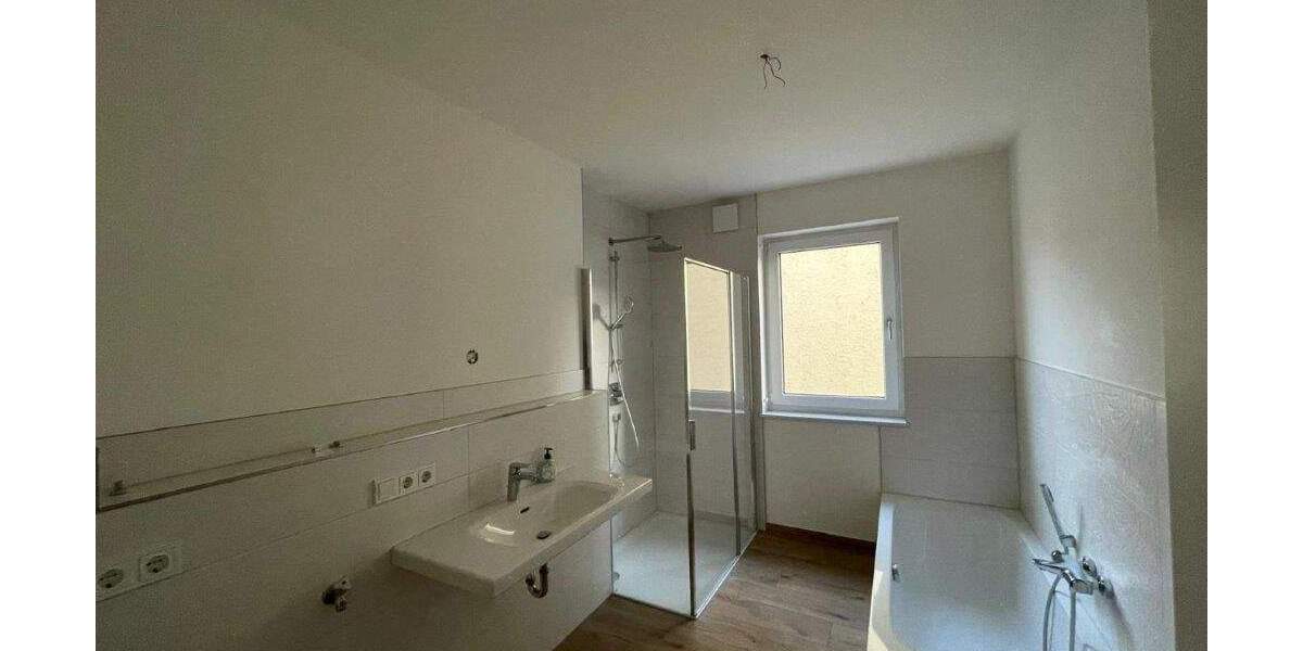 Etagenwohnung Regensburg Kasernenviertel - 4 Zimmer, 101 m&sup2;, 1.600&euro; | Angebot:25726534