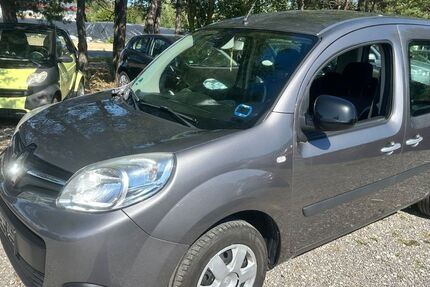 Renault Kangoo 180.000 km 2.900 &euro; Abensberg 93326