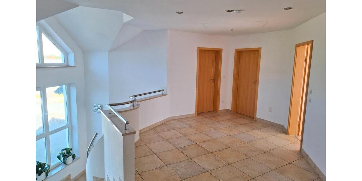 Einfamilienhaus Langquaid - 9 Zimmer, 218 m&sup2;, 875.000&euro; | Angebot:26206656