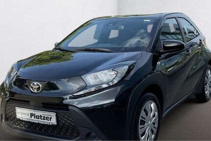 Toyota Aygo (X) 9.820 km 14.980 &euro; Regensburg 93055