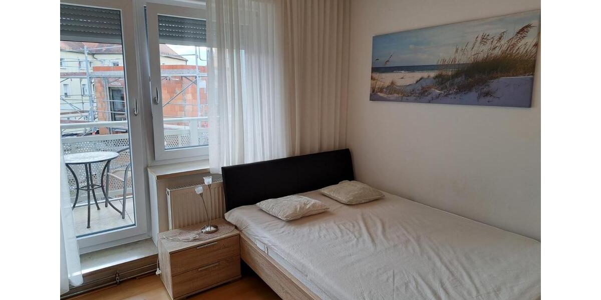 helles, möbliertes 1Zi-App. m. Balkon, Rgbg Ost 1 zimmer