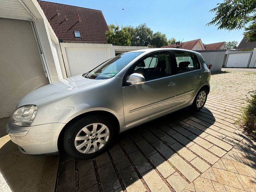 VW Golf 167.000 km 4.350 € Neustadt an der Donau 93333
