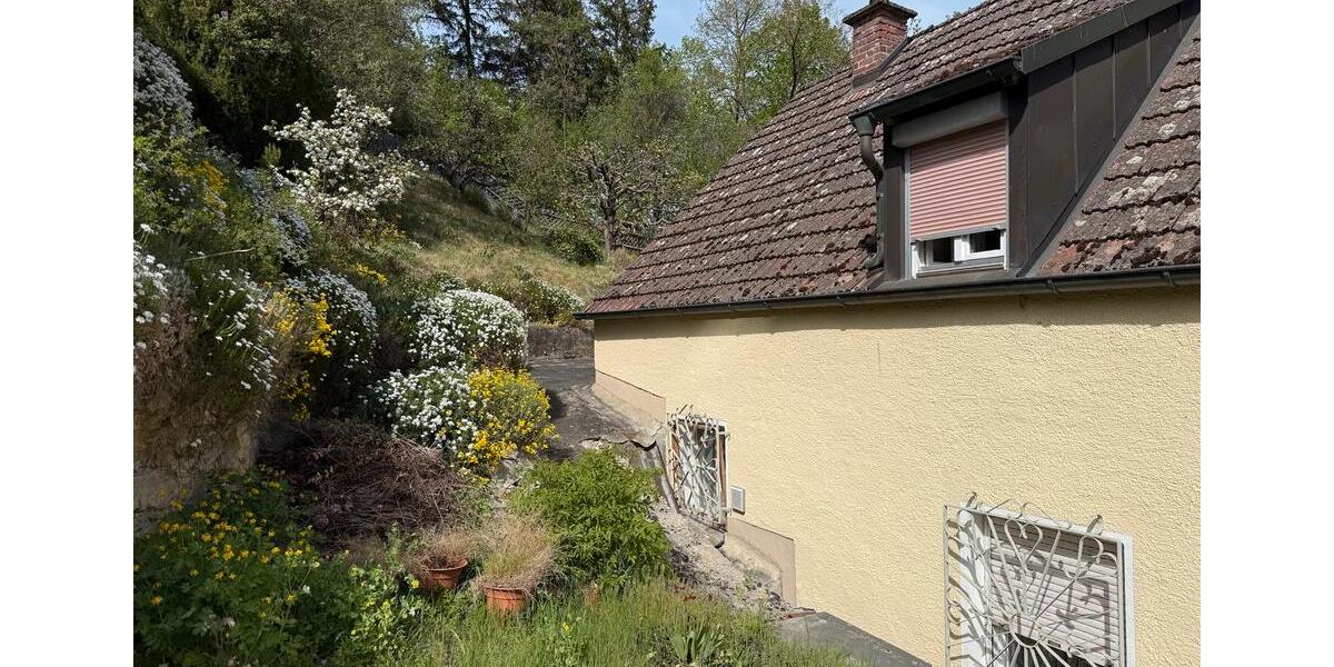 Einfamilienhaus Burglengenfeld - 6 Zimmer, 90 m&sup2;, 142.000&euro; | Angebot:26465305