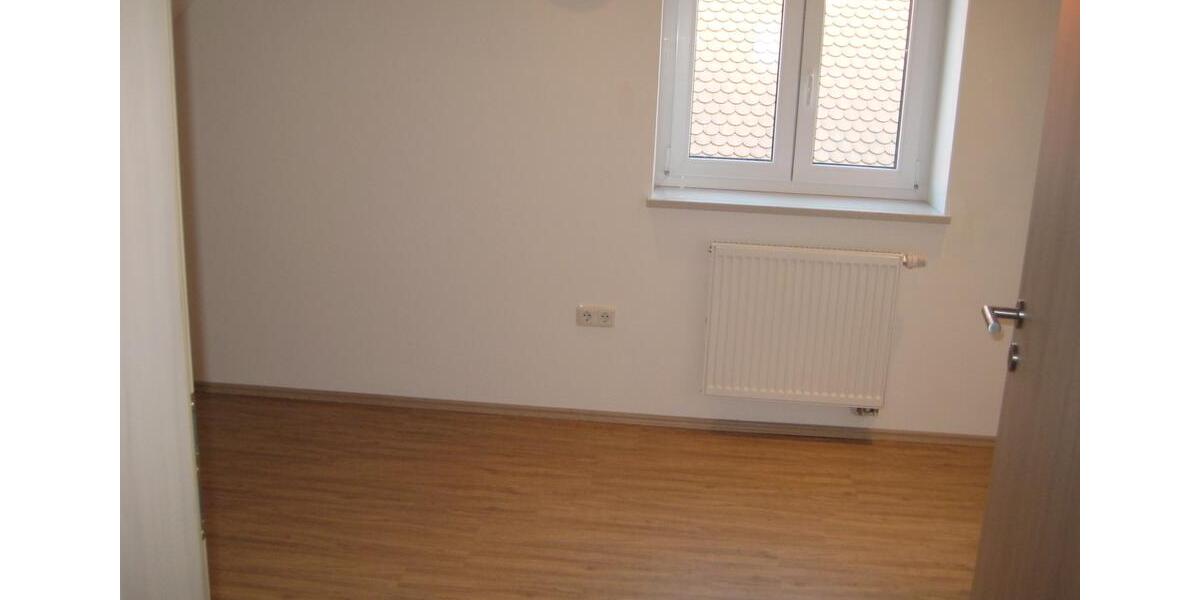 Schöne Galeriewohnung im Nittenauer Zentrum zu vermieten 3 zimmer