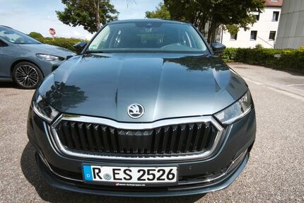 Skoda Octavia 77.000 km 21.000 &euro; Obertraubling 93083
