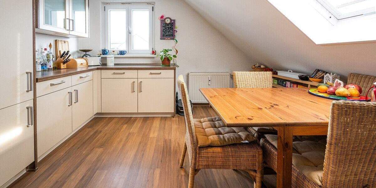 Etagenwohnung Sinzing - 4 Zimmer, 92 m&sup2;, 259.000&euro; | Angebot:25702679