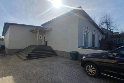 Haus Kelheim - 1 Zimmer, 280 m&sup2;, 777.900&euro; | Angebot:24844427