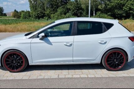 Seat Leon 182.000 km 6.800 &euro; Abensberg 93326