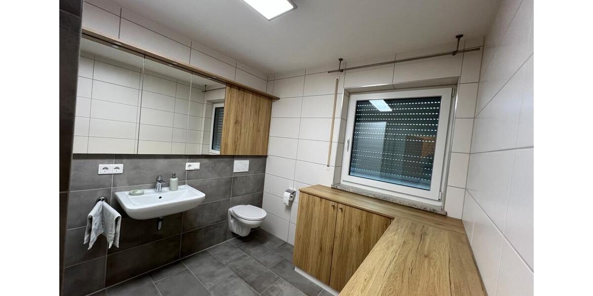 Teilmöblierte 2 Zimmer Wohnung mit Balkon 2 zimmer