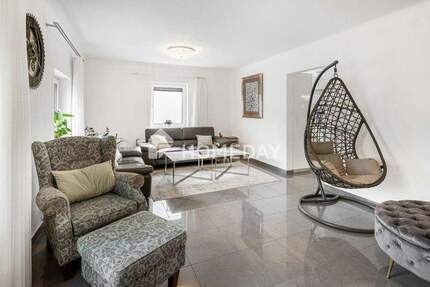 Mit Liebe zum Detail saniert - Einfamilienhaus mit Fußbodenheizung und gepflegtem Originalparkett 7 zimmer