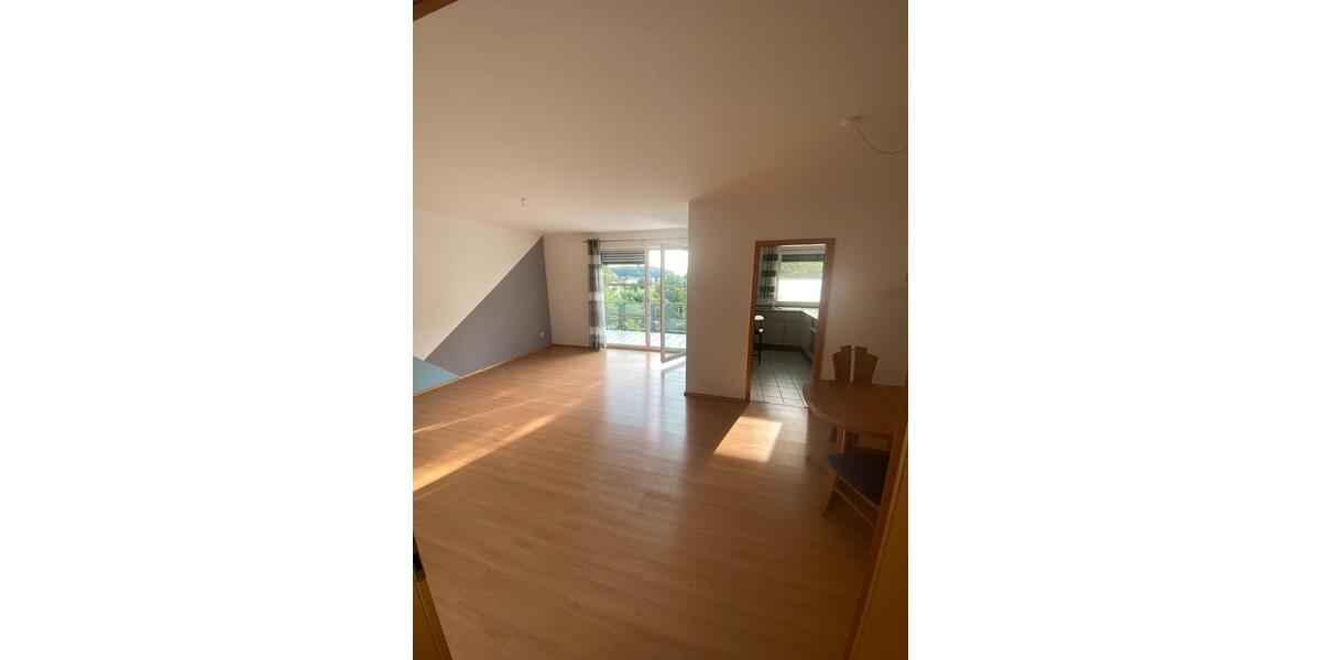 Etagenwohnung Bad Abbach - 3 Zimmer, 80 m&sup2;, 950&euro; | Angebot:25832021