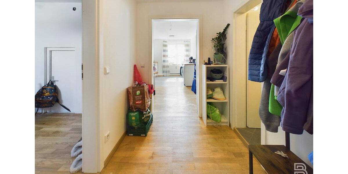 Dachgeschoßwohnung Kelheim - 2 Zimmer, 53 m&sup2;, 530&euro; | Angebot:25824795