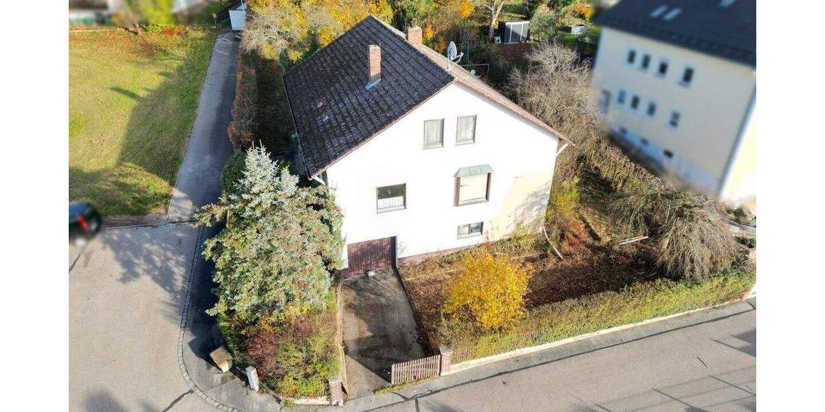 Einfamilienhaus Leonberg Leonberg - 4 Zimmer, 123 m&sup2;, 349.000&euro; | Angebot:25802038