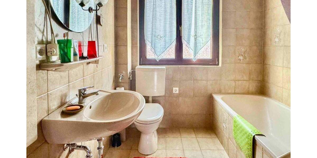 Etagenwohnung Maxhütte-Haidhof Maxhütte - 2 Zimmer, 54 m&sup2;, 125.000&euro; | Angebot:25712610