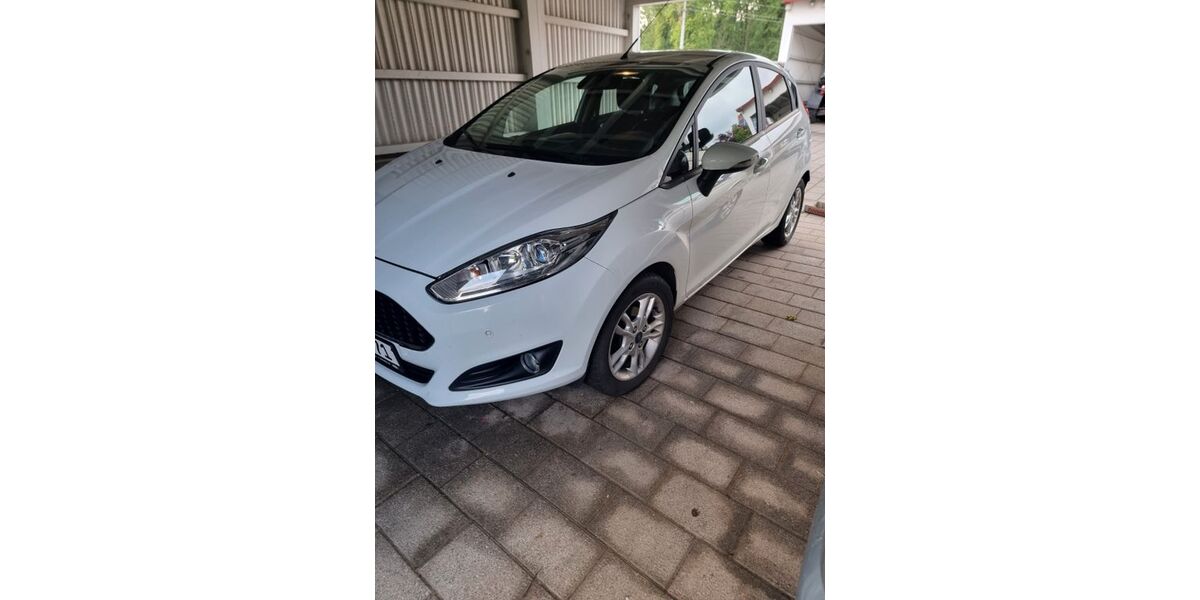 Ford Fiesta 97.600 km 7.200 &euro; Pentling 93080