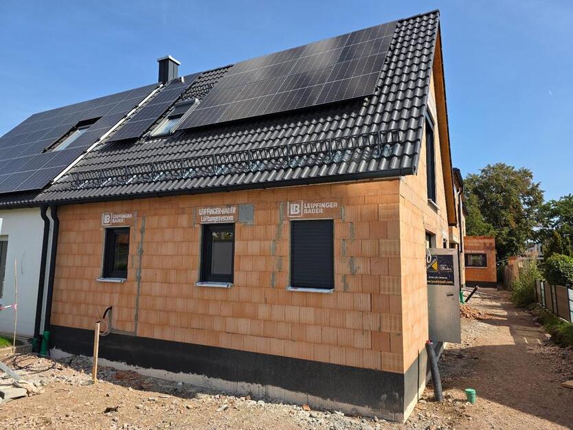 Modernes Effizienzhaus A+ in ruhiger Lage im Westen inkl. Heizung zimmer