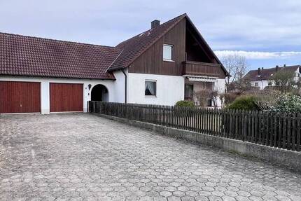 Haus Zeitlarn - Laub Laub - 5 Zimmer, 160 m&sup2;, 549.000&euro; | Angebot:25958641