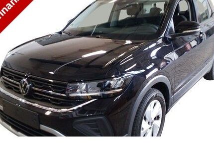 VW T-Cross 2.300 km 25.870 &euro; Regensburg 93053
