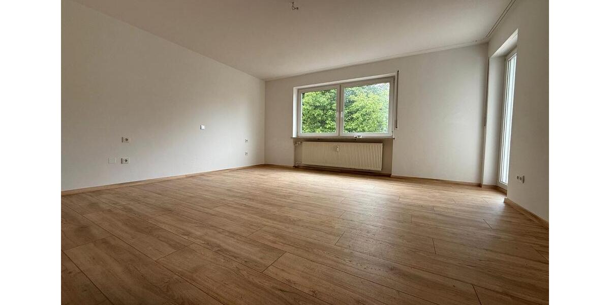 Erdgeschoßwohnung Pentling - 3 Zimmer, 108 m&sup2;, 1.180&euro; | Angebot:26443273
