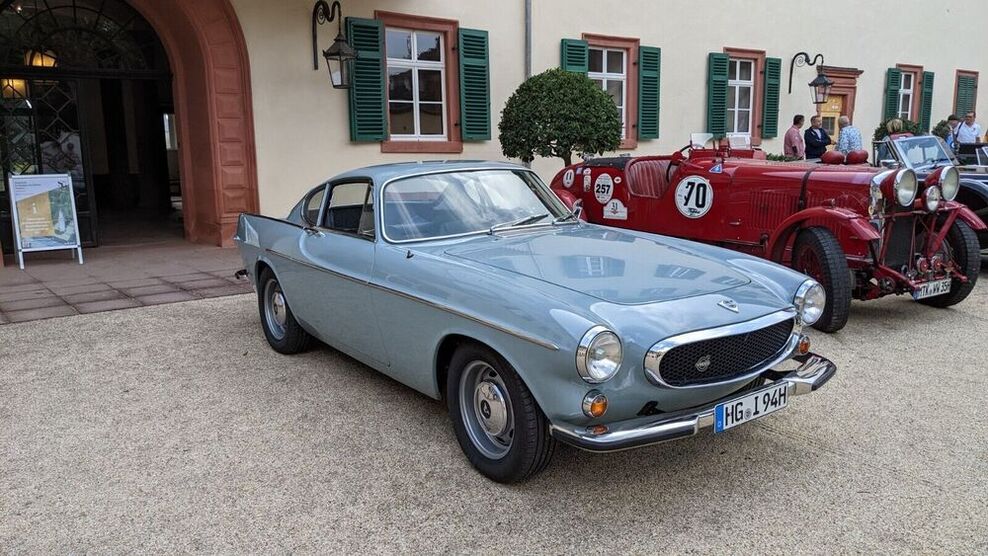 P 1800