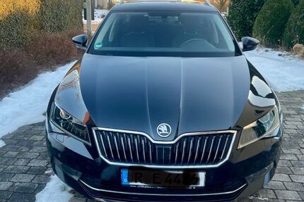 Skoda Superb 151.000 km 13.500 &euro; Barbing 93092