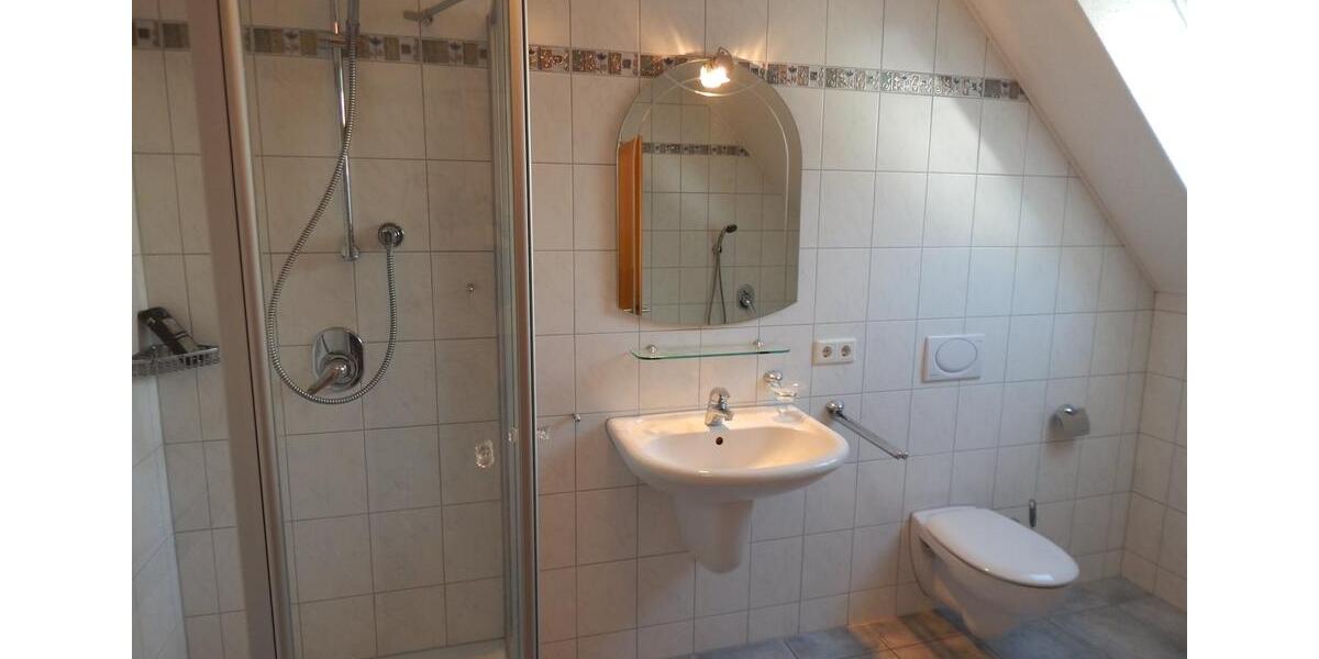 Einfamilienhaus Wald - 6 Zimmer, 180 m&sup2;, 1.500&euro; | Angebot:24752725