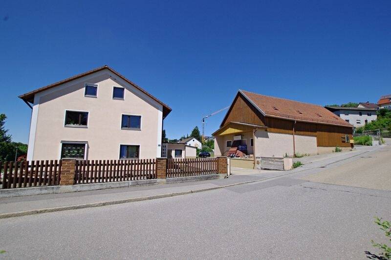 Mehrfamilienhaus, Wohnhaus Nittendorf Undorf - 6 Zimmer, 220 m&sup2;, 990.000&euro; | Angebot:23972768