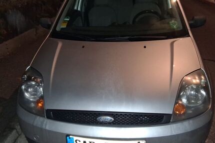 Ford Fiesta 196.000 km 750 &euro; Maxhütte-Haidhof 93142