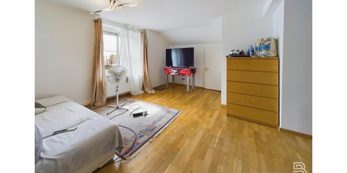 Dachgeschoßwohnung Kelheim - 2 Zimmer, 53 m&sup2;, 530&euro; | Angebot:25824795