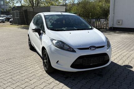 Ford Fiesta 98.066 km 1.700 &euro; Kelheim 93309