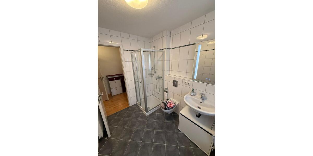 Etagenwohnung Regensburg Galgenberg - 2 Zimmer, 60 m&sup2;, 1.250&euro; | Angebot:25918681