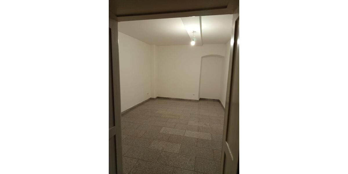 Erdgeschoßwohnung Langquaid - 2 Zimmer, 68 m&sup2;, 470&euro; | Angebot:26277307
