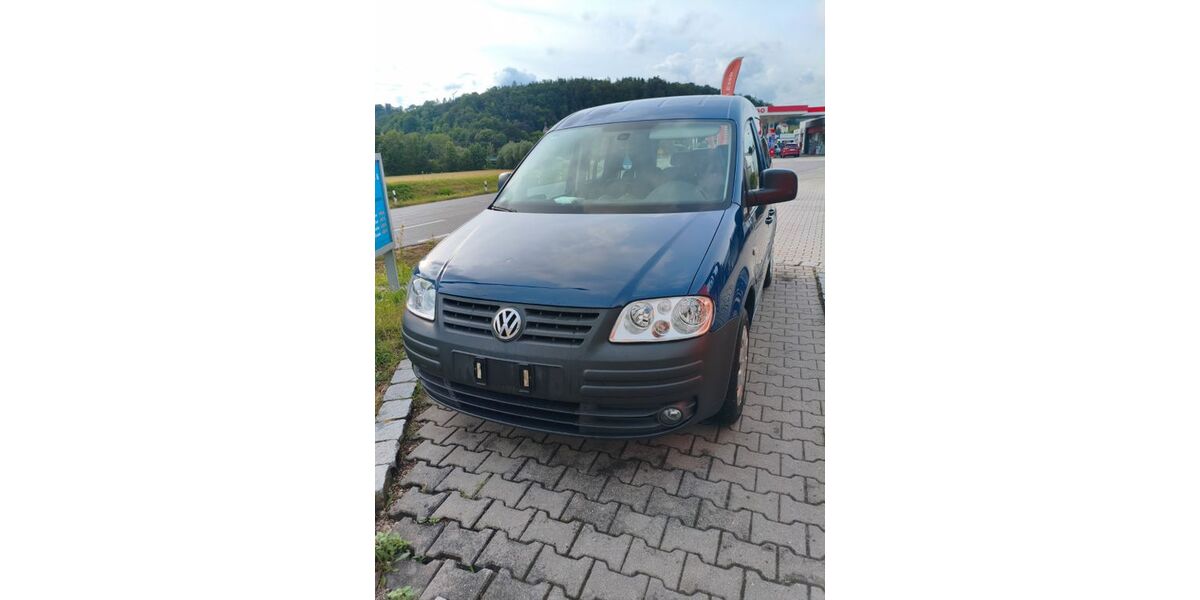 VW Caddy 139.000 km 5.900 &euro; Beratzhausen 93176