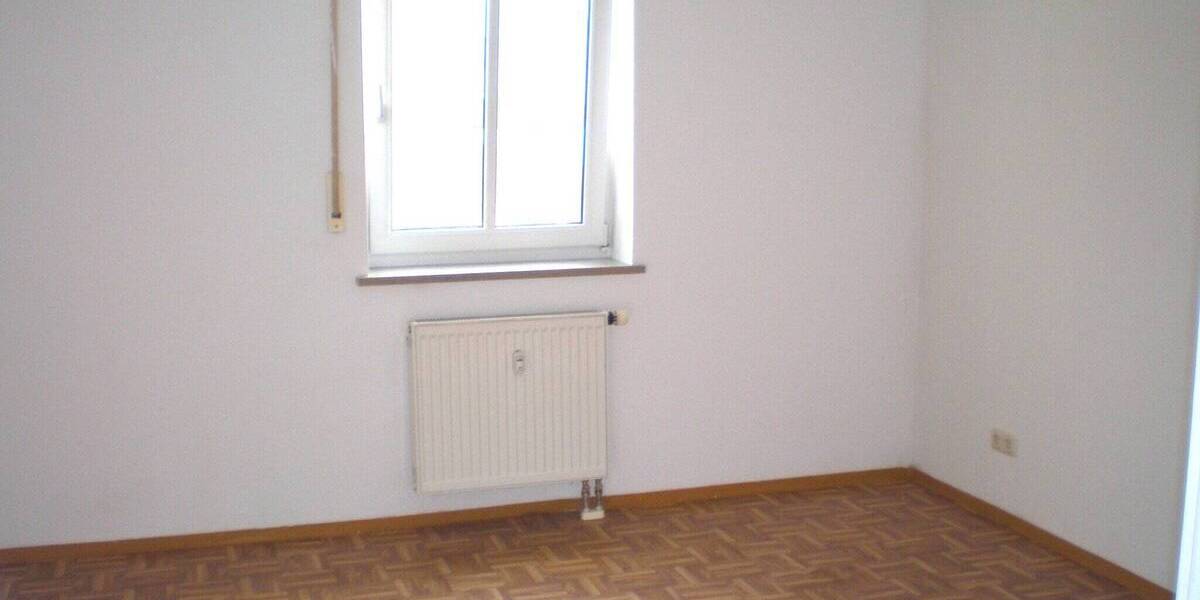 Etagenwohnung Maxhütte-Haidhof Maxhütte - 3 Zimmer, 86 m&sup2;, 670&euro; | Angebot:26595807