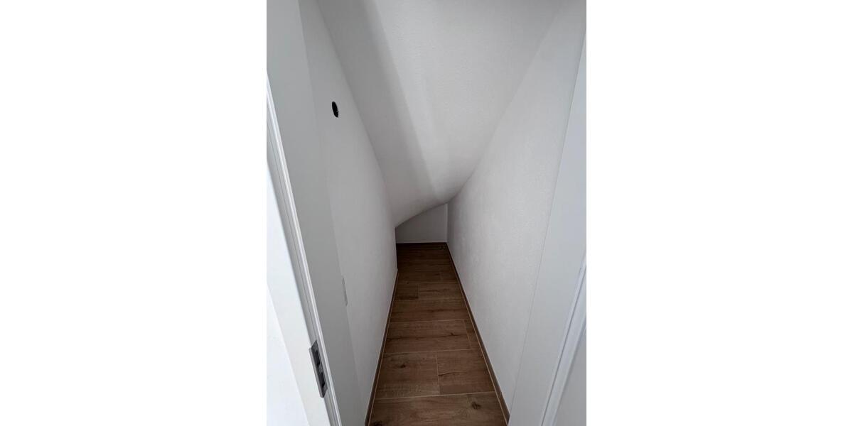 Maisonettenwohnung Langquaid - 4 Zimmer, 82 m&sup2;, 1.170&euro; | Angebot:26677652
