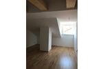 Dachgeschoßwohnung Neutraubling - 3 Zimmer, 85 m&sup2;, 420.000&euro; | Angebot:25841233