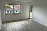 Erstbezug nach Renovierung - helle 2 Zimmer Wohnung mit Balkon