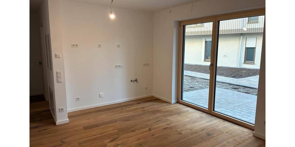 Exklusive Wohnung mit eigenem Garten zentrumsnah in Regensburg 2 zimmer