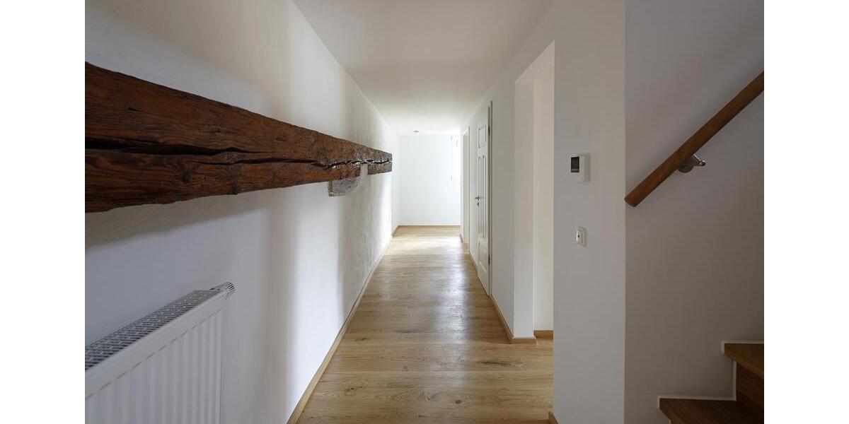 Einfamilienhaus Regensburg Kumpfmühl - 5 Zimmer, 260 m&sup2;, 3.500&euro; | Angebot:27620950