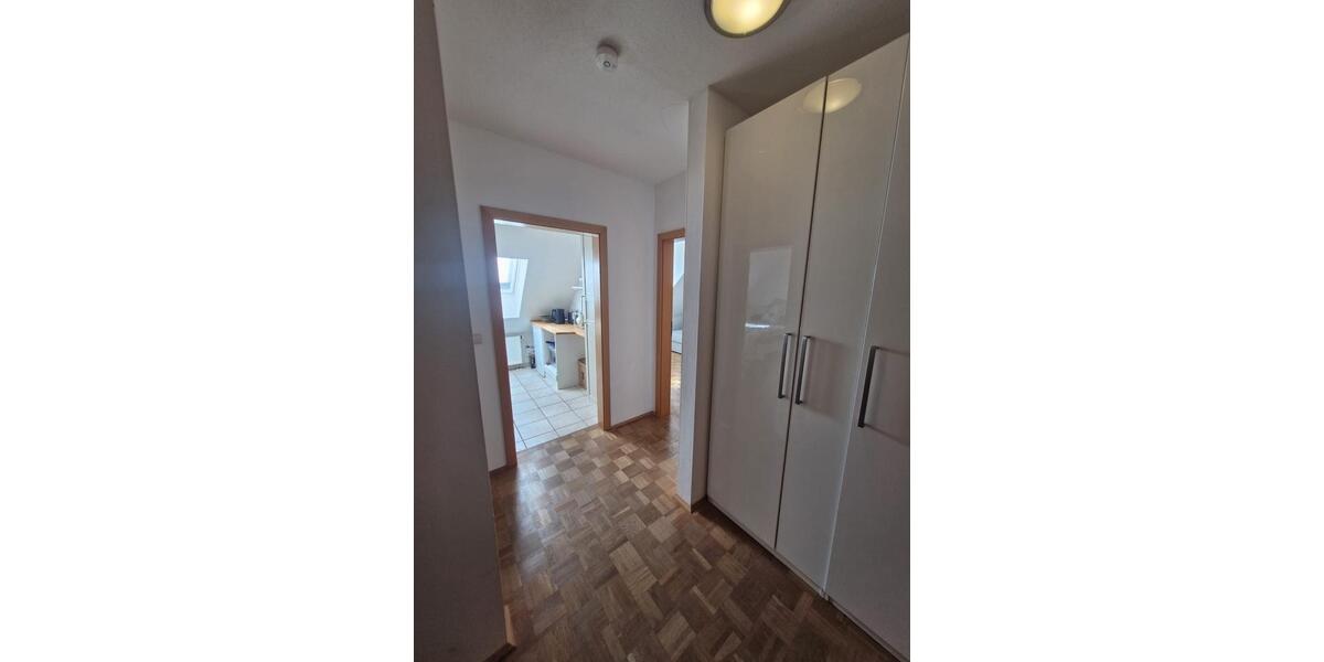 Dachgeschoßwohnung Regensburg Konradsiedlung - 2 Zimmer, 53 m&sup2;, 500&euro; | Angebot:25572088