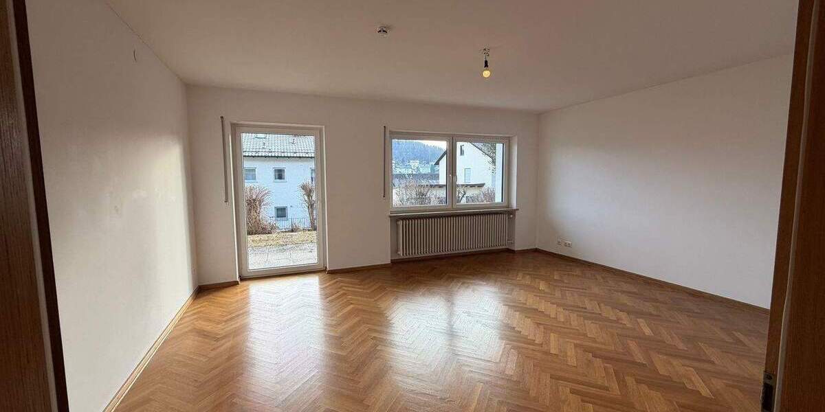 Einfamilienhaus Nittendorf Undorf - 7 Zimmer, 235 m&sup2;, 729.000&euro; | Angebot:25800996