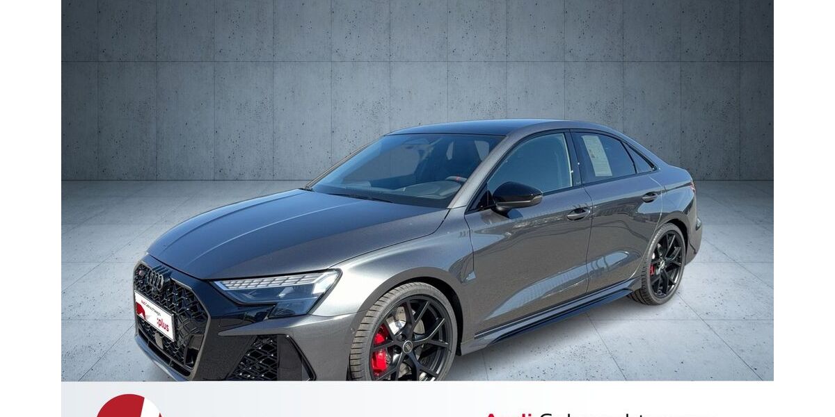Audi RS3 9.900 km 70.880 &euro; Neutraubling 93073