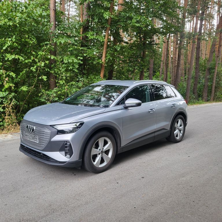 Q4 e-tron