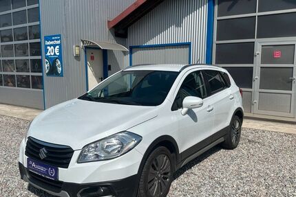 Suzuki (SX4) S-Cross 145.858 km 10.500 &euro; Alteglofsheim bei Regensburg 93087