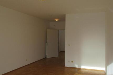 Exklusives Appartement mit verglastem Erker am Rennplatzzentrum zimmer