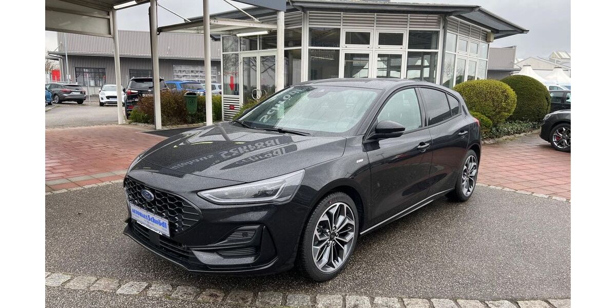Ford Focus 3.000 km 27.950 &euro; Schönhofen und Neutraubling 93152
